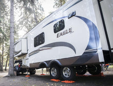 Load image into Gallery viewer, 20 Lynx Levelers - Modular Leveling Kit for RVs &amp; Trailers - Includes Carry Bags