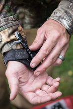 Load image into Gallery viewer, Tru-Fire Smoke Extreme Archery Release Aid for Ambidextrous Hunters, USA Made