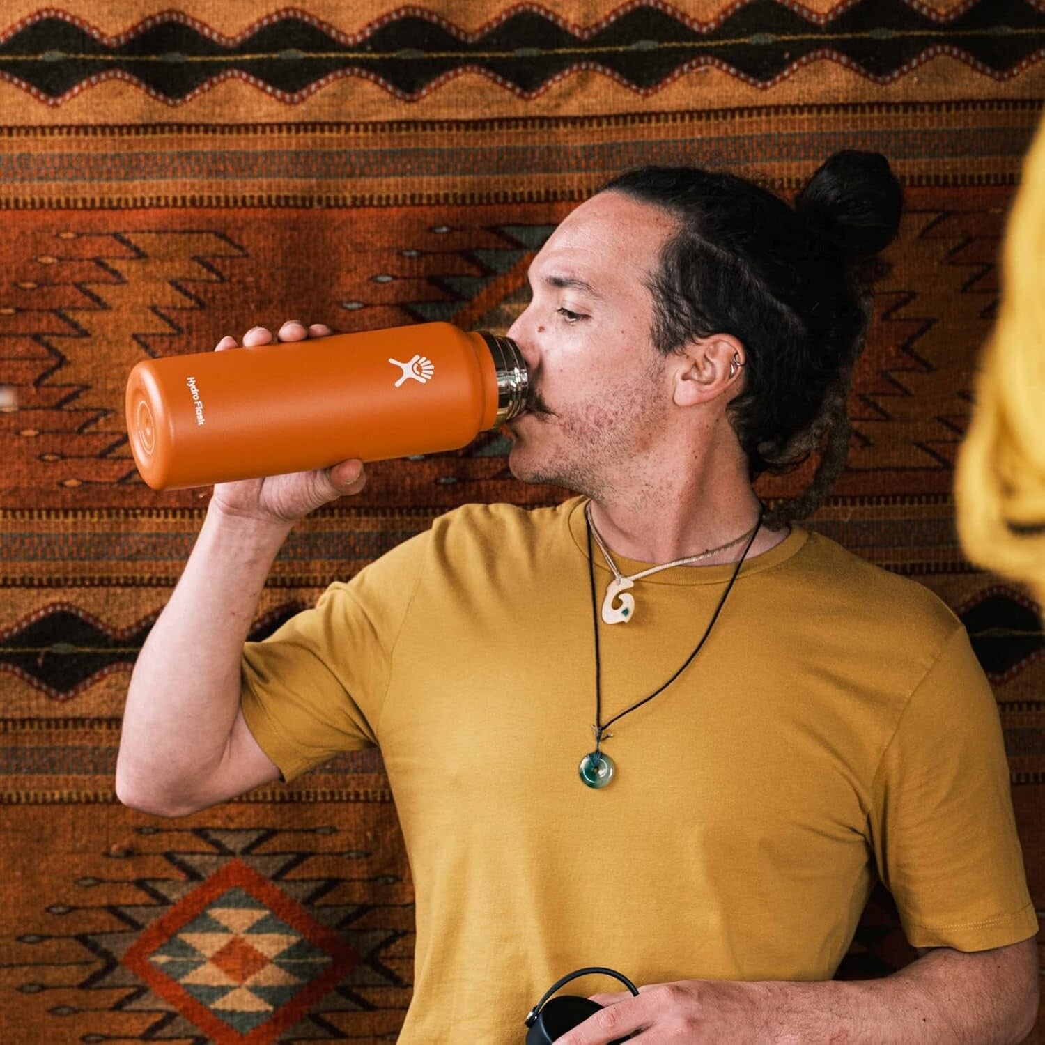 Stylish 40 oz Stainless Steel Water Bottle - Dishwasher Safe & Insulated