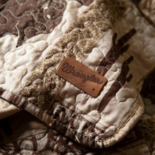 Load image into Gallery viewer, All-Season Full/Queen Microfiber Aztec Quilt Set with Pillow Shams - Cozy Style