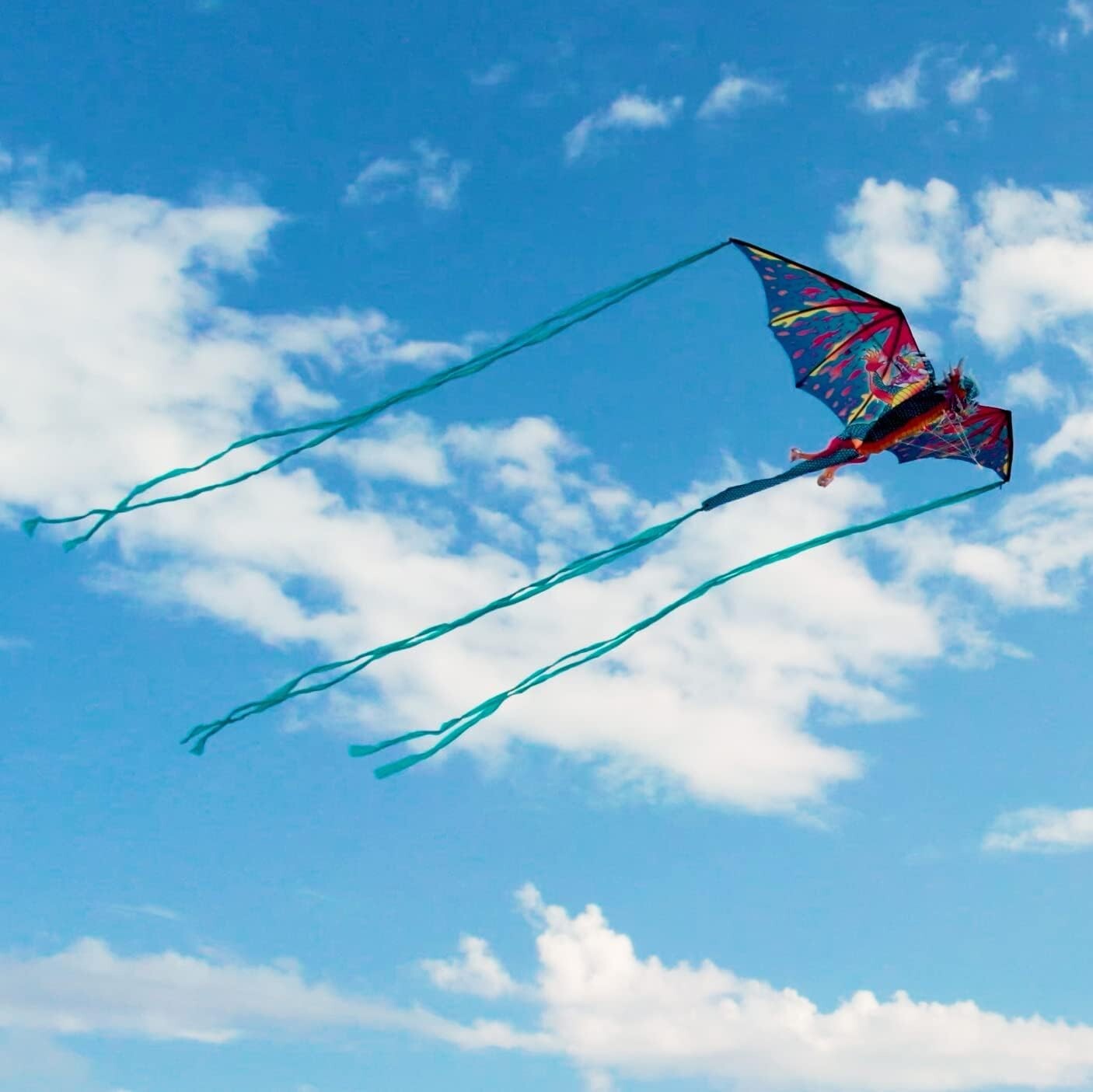 Ultimate 3D Dragon Kite - Lightweight Fiberglass, Family Fun & Adventure