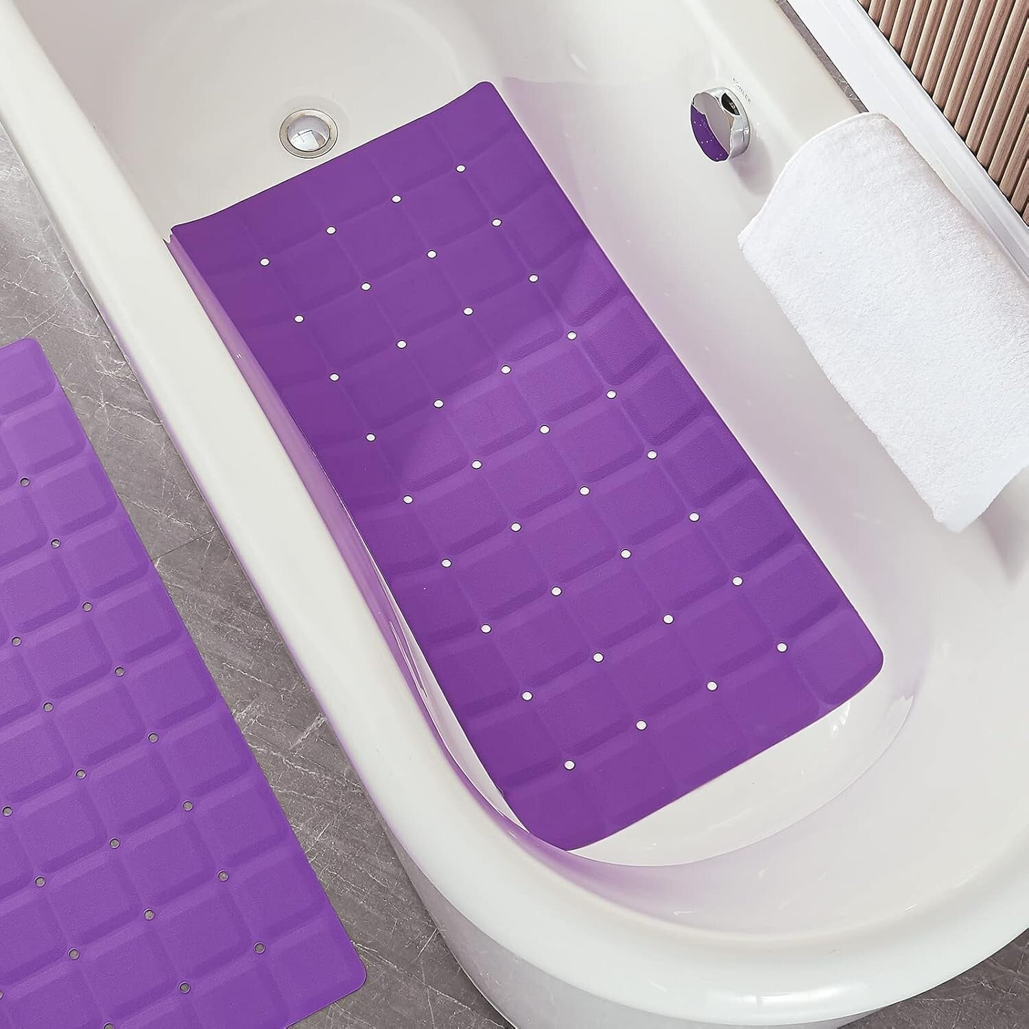 Elegant Eggplant Purple Non-Slip Bath Mat - Jumbo Size for Comfort and Safety