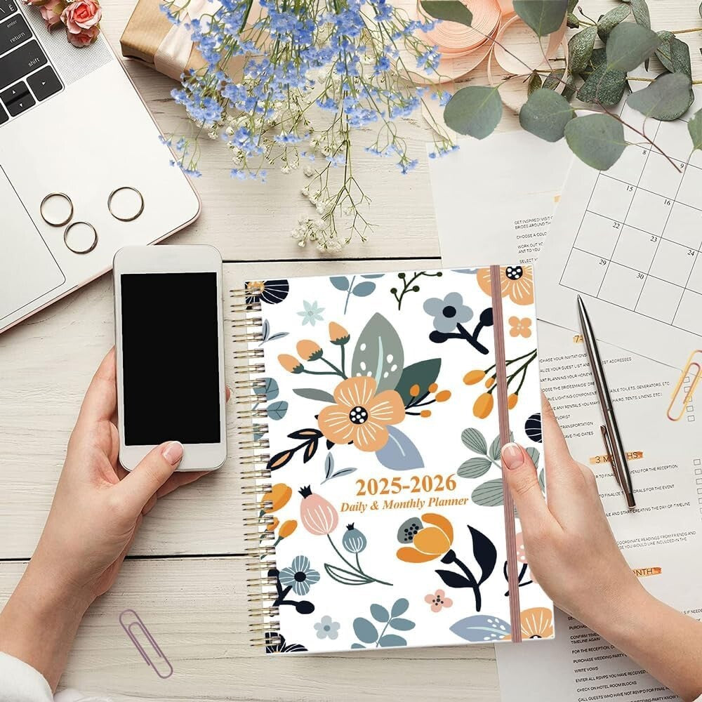 Chic Daily Planner for 2025-2026 – 8.5" x 11" with 12 Tabs & High-Quality Paper