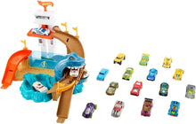 Load image into Gallery viewer, Ultimate Color Shifters Sharkport Showdown: 18 Cars with Splash Pool &amp; Ramp
