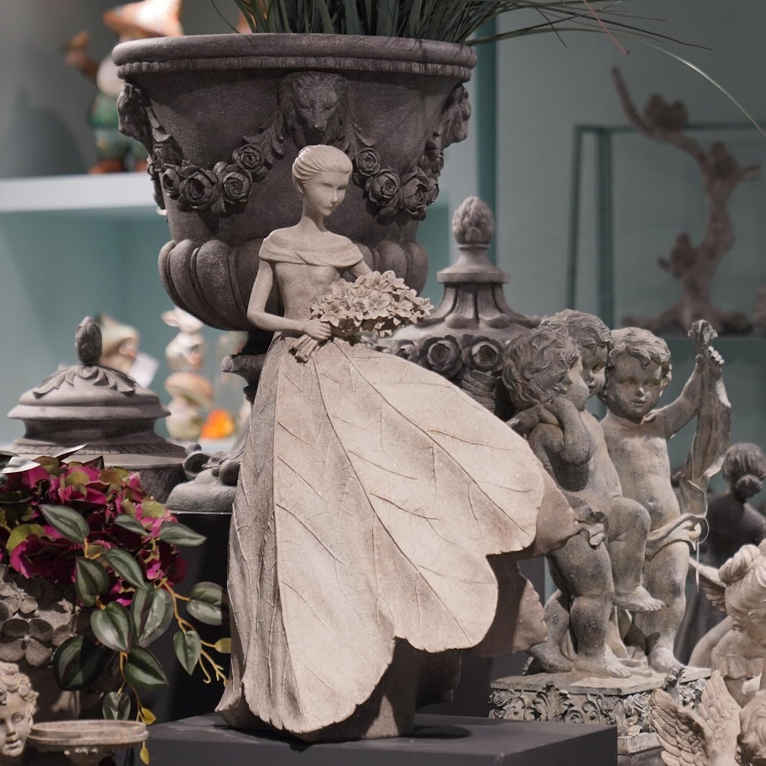 Exquisite Resin Fairy Garden Statue - Angel Girl Décor for Indoor & Outdoor