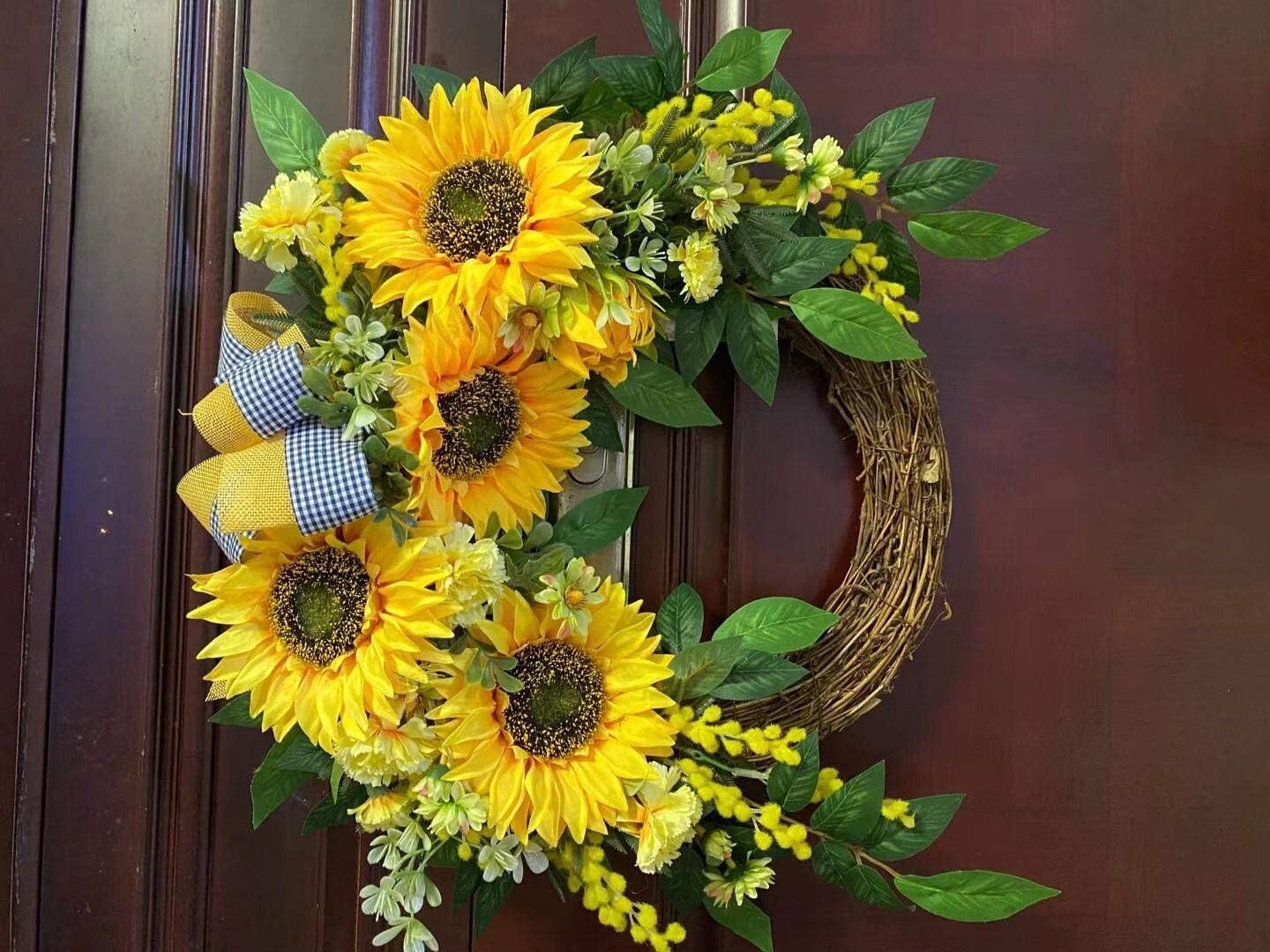 Charming 18' Sunflower Wreath Perfect for Valentine's and Mother's Day Gifts