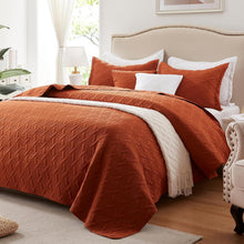 Load image into Gallery viewer, Geometric King Quilt Set - Lightweight 3 Piece Coverlet with Shams, 98''x106''