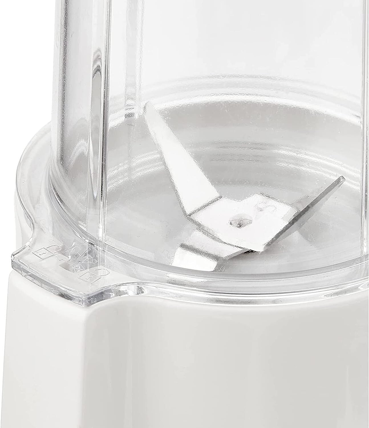 Versatile Personal Blender for Smoothies with BPA-Free Portable Cups - White