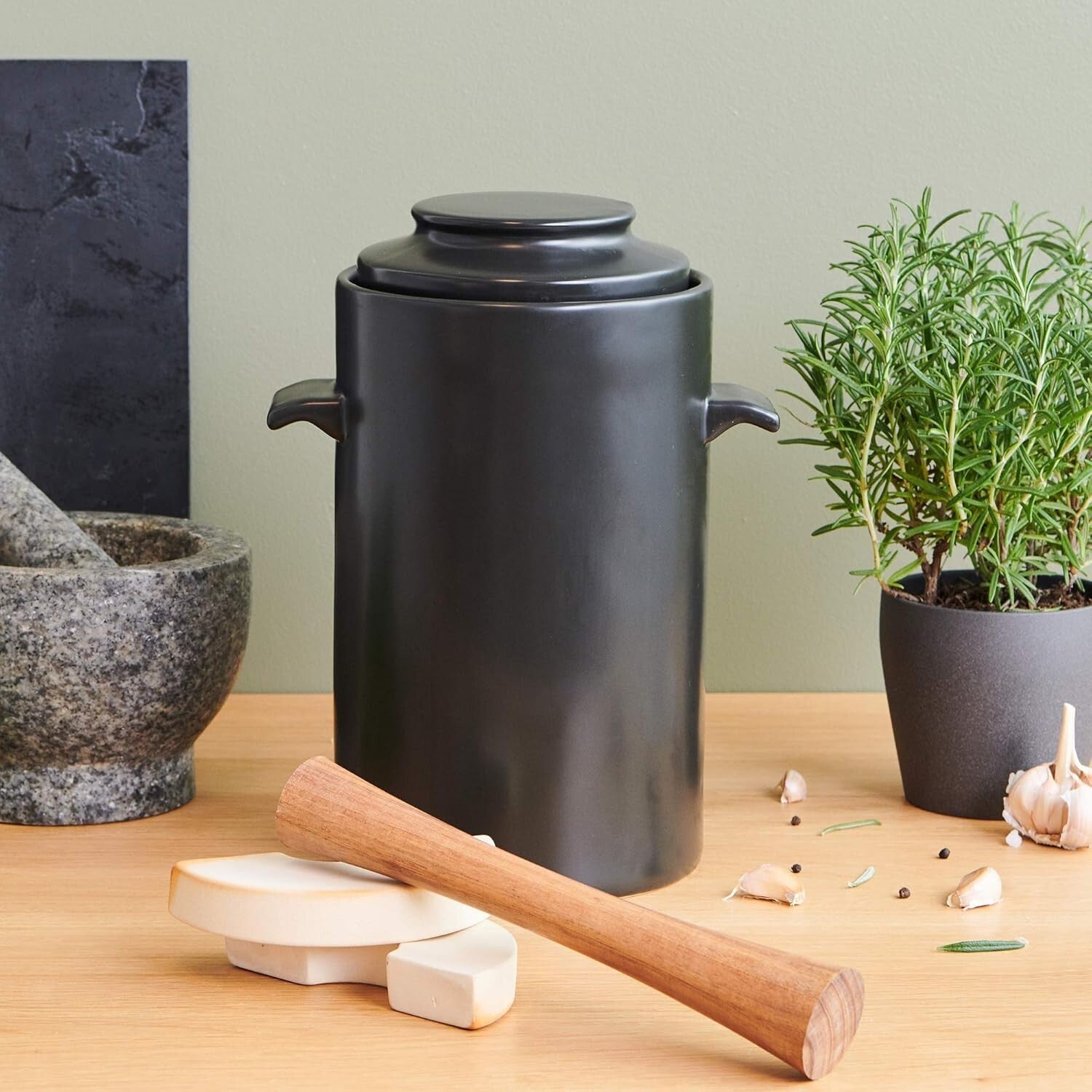 Versatile 1 Gallon Sauerkraut and Kimchi Jar with Acacia Pounder & Recipe Guide