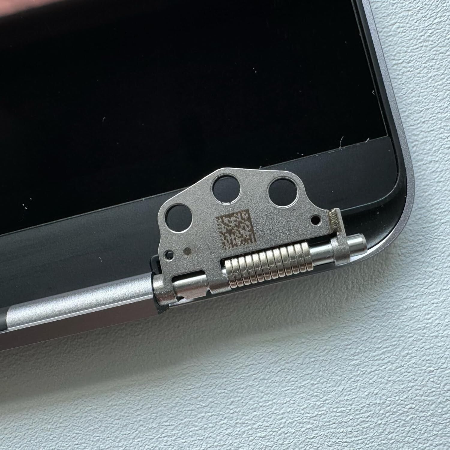 13.3” Retina LCD Display for MacBook Pro A2251 A2289 with Easy Installation Kit