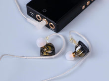Load image into Gallery viewer, Upgraded 1DD+4BA Hybrid Driver Earphones for Audiophiles with Detachable Cable
