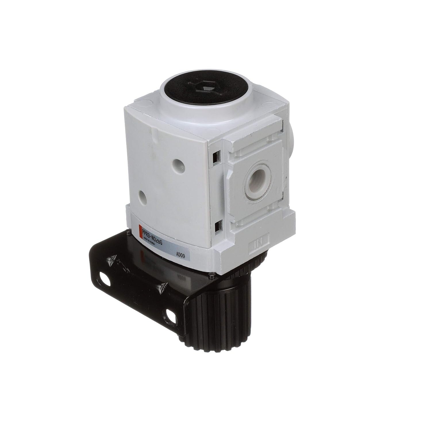 Precision 1/4" NPT Compressed Air Regulator with High Flow and Mounting Bracket