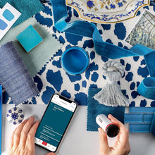 Load image into Gallery viewer, Instant Color Matching Device – Accurate Paint Colors for Designers &amp; Painters