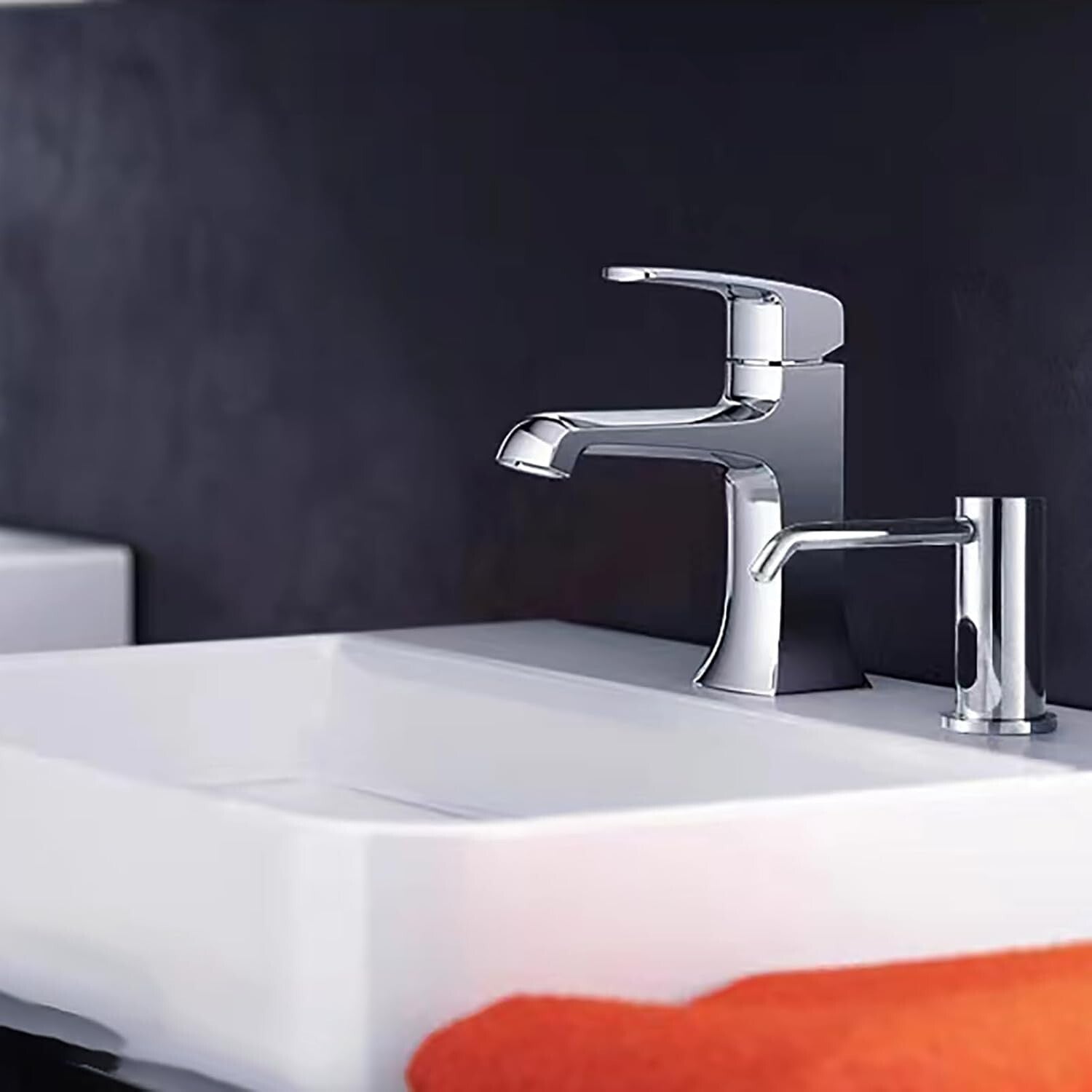 Sleek Touchless Soap Dispenser - High Capacity Brass Design for Hygienic Spaces