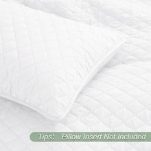 Load image into Gallery viewer, Luxurious All-Season California King Quilt Set with Reversible Design and Shams