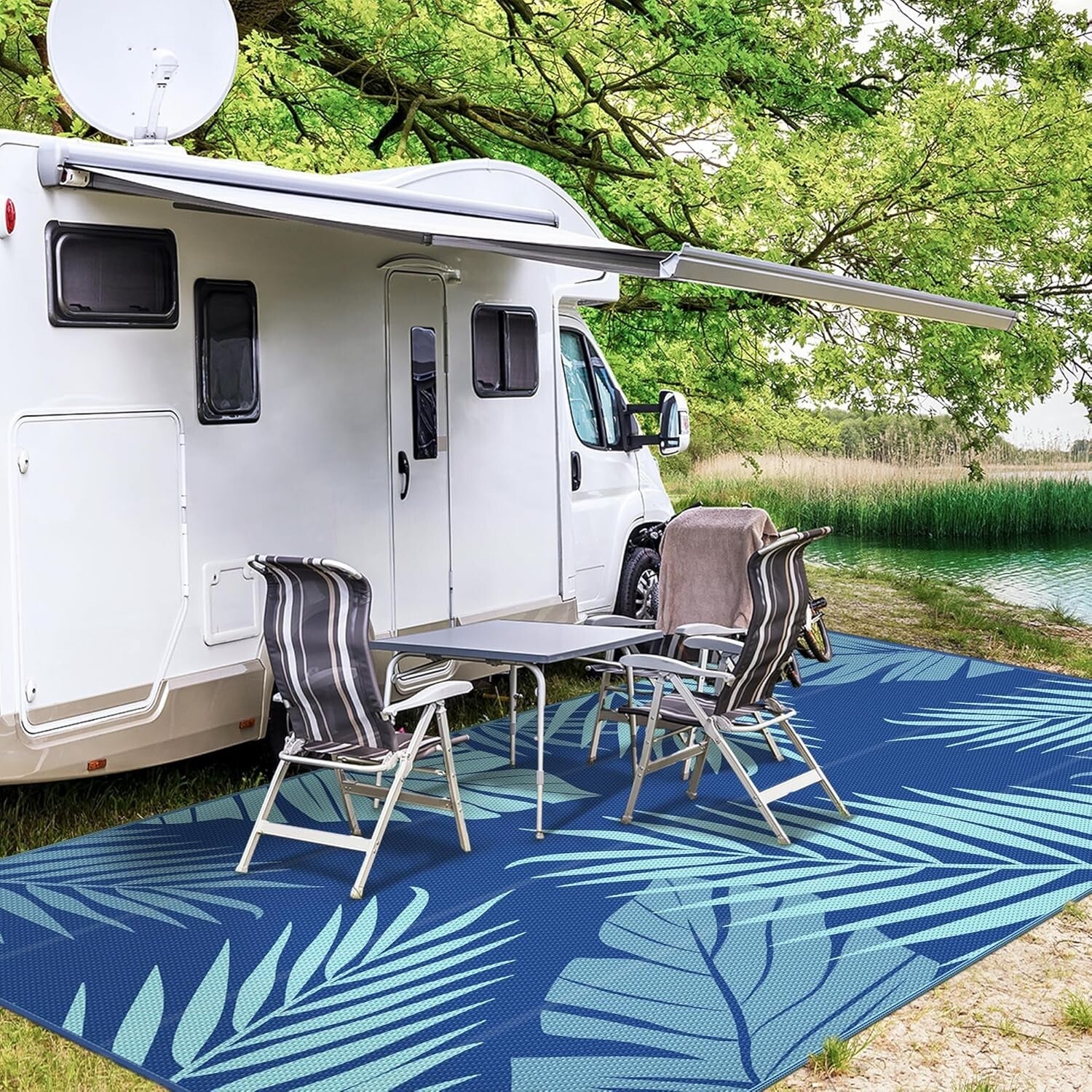 Large Waterproof Area Rug 10' x 14' - Stylish Reversible Pattern for Outdoors