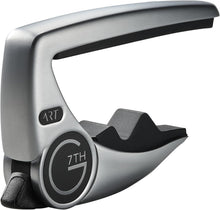 Load image into Gallery viewer, Lightweight Performance 3 Capo With Unique Tension Control - Perfect for Guitars