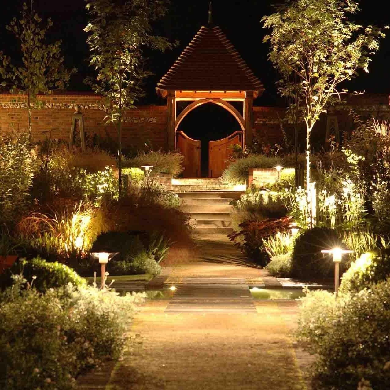 Energy-Efficient Glass Flood Light Bulbs - 150W Equivalent, 3000K Bright White