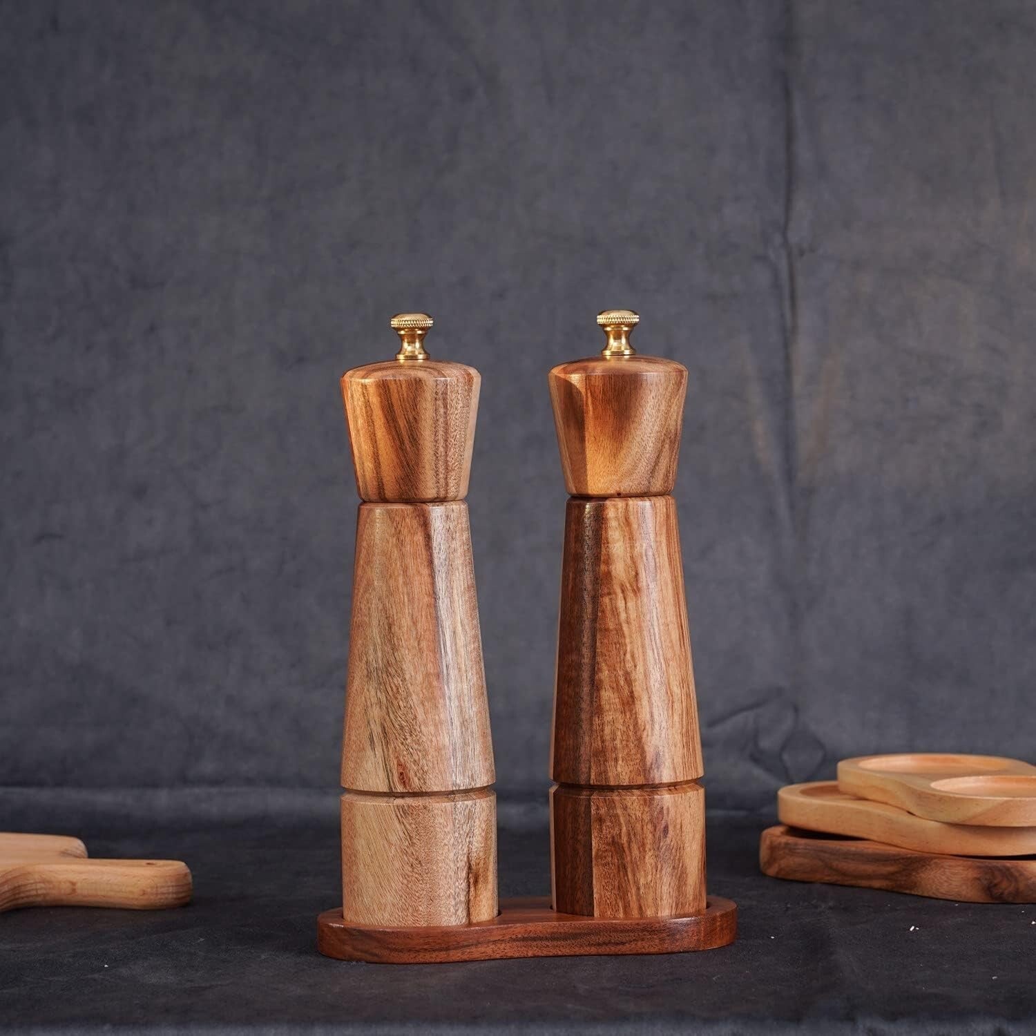 Elegant Salt & Pepper Mill Set with Tray - Adjustable Acacia Wood Grinders