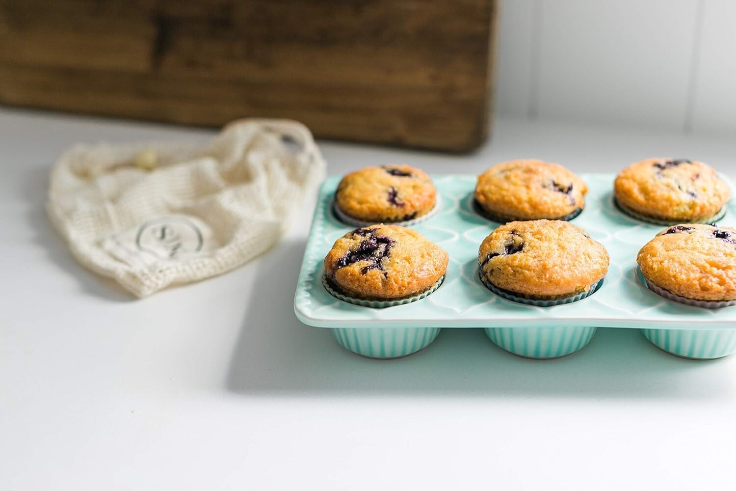 Eco-Friendly Reusable Silicone Baking Cups Set - 24 Regular, 12 Jumbo, 24 Mini