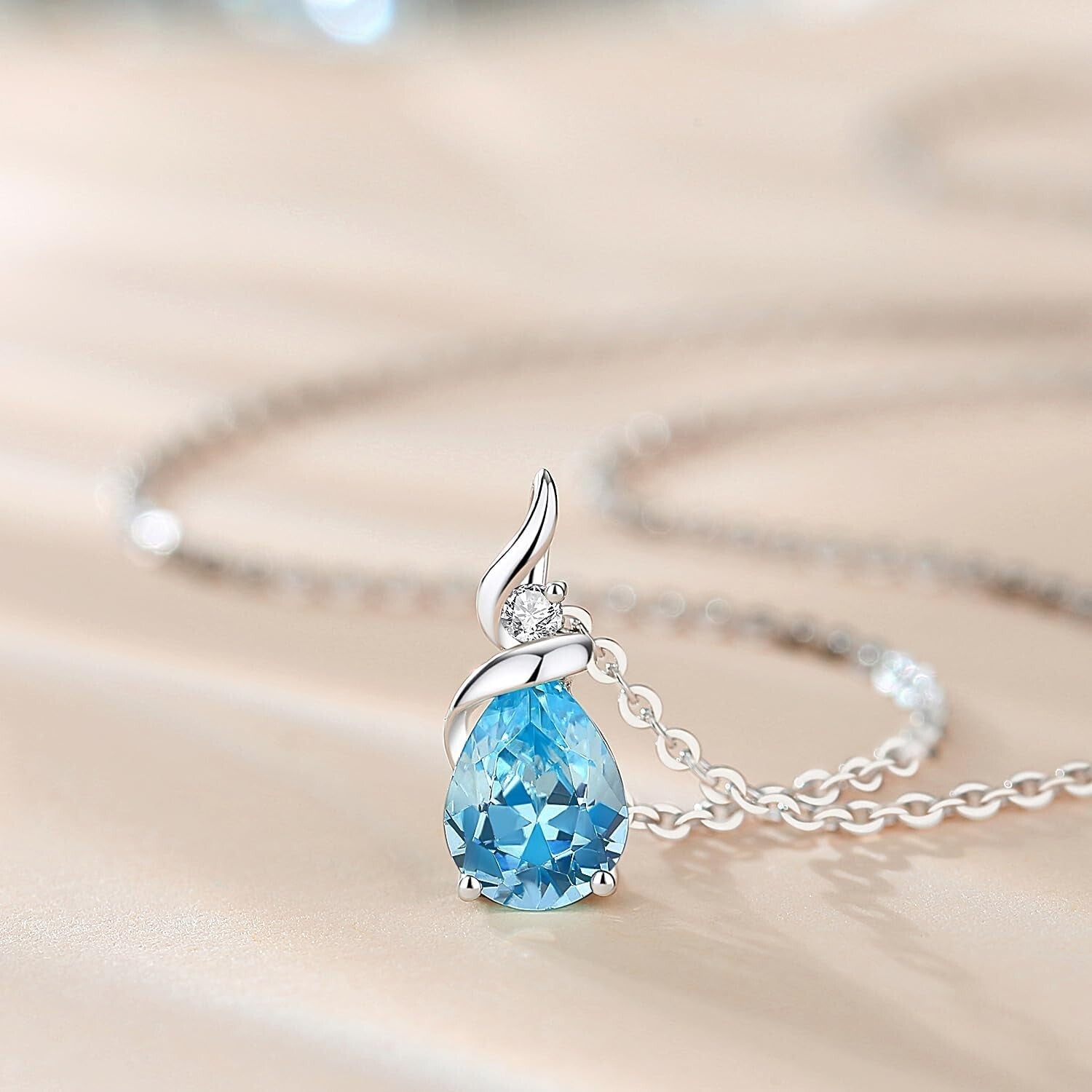 Sparkling Aquamarine Birthstone Pendant Necklace with 16" Chain & Diamonds