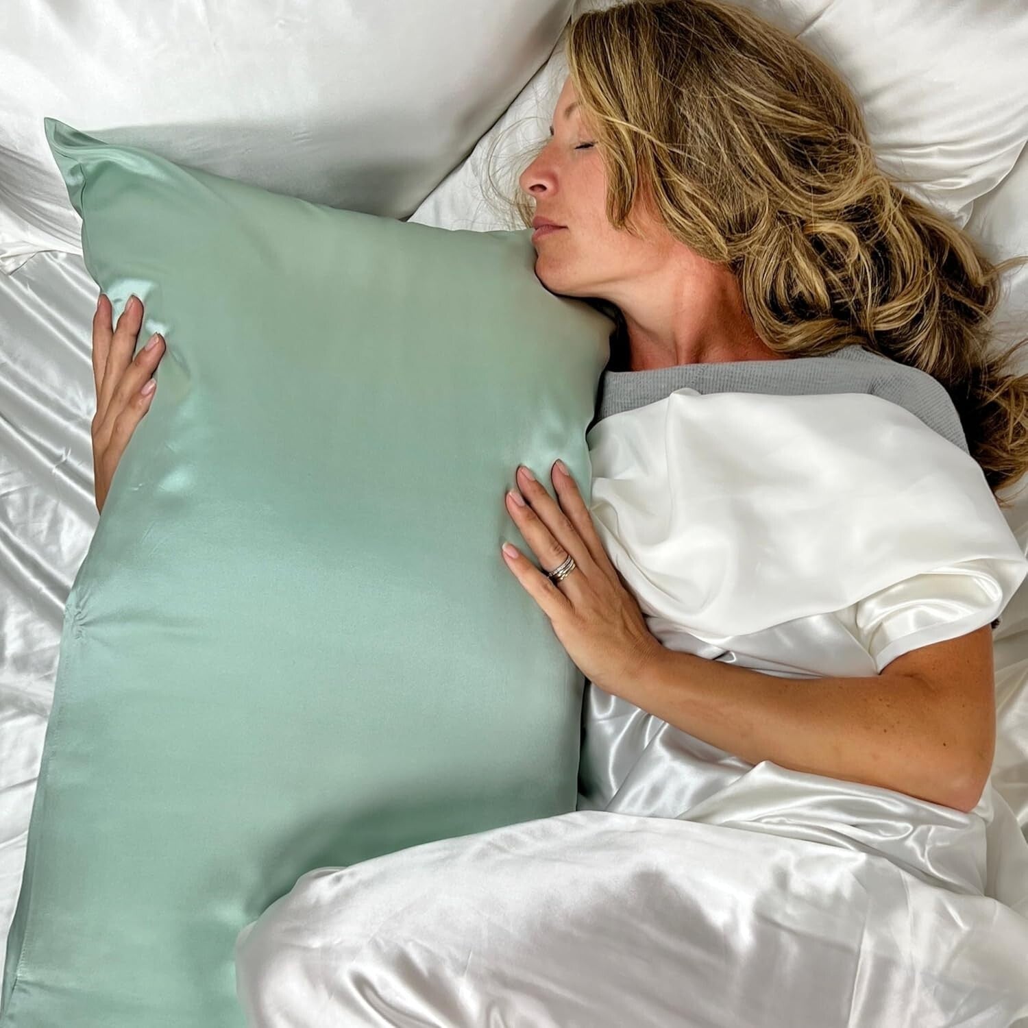 Mulberry Park 19 Momme Silk Pillowcase - Green Standard Size with Deep Closure