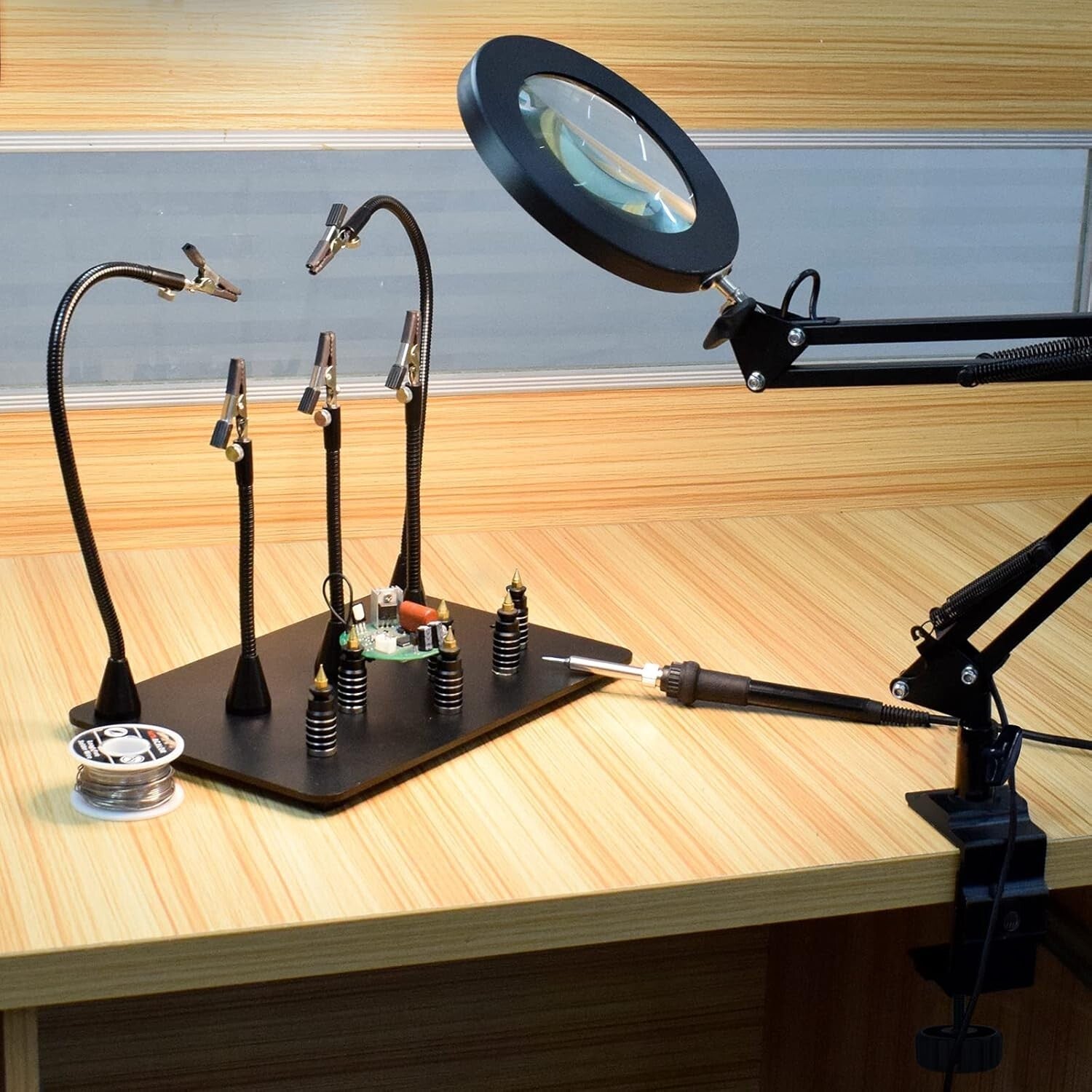 Adjustable All-in-One Soldering Magnifier Lamp - Ideal for DIY Projects