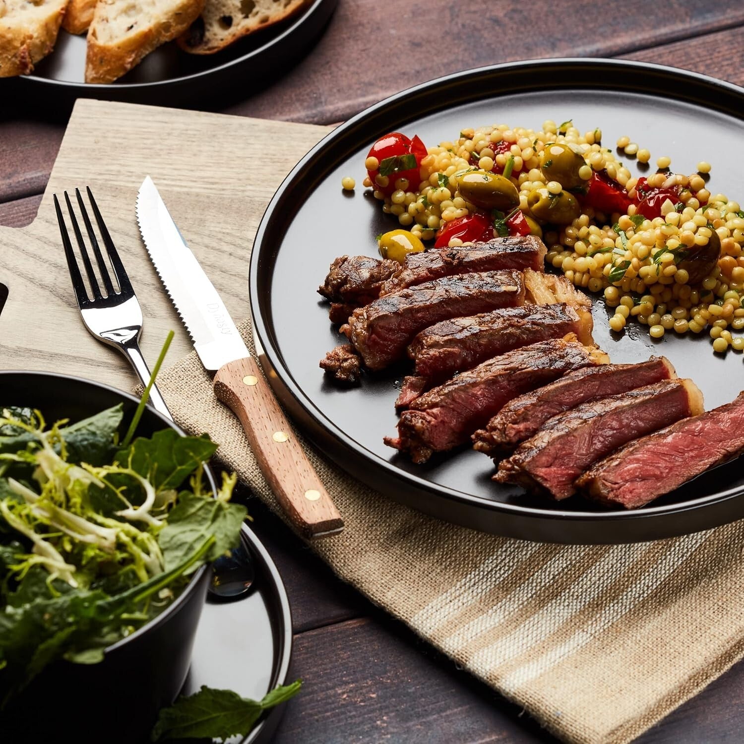 Chic 16-Piece Black Matte Dinnerware Set with Ergonomic Mugs - Durable Stoneware