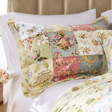 Load image into Gallery viewer, Blooming Prairie 100% Cotton Reversible Quilt Set - Twin/XL Floral Patchwork