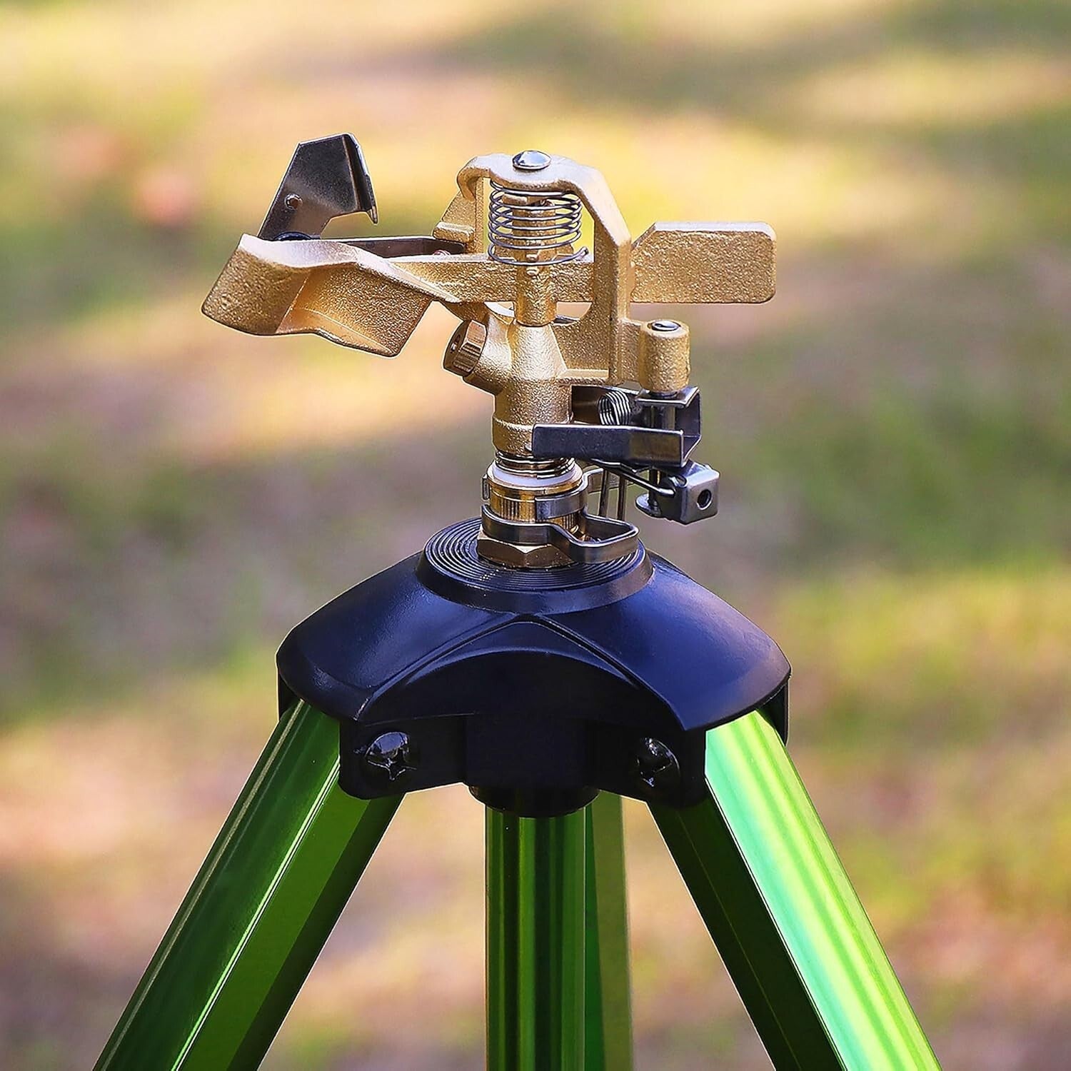 360° Adjustable Impact Sprinkler Set on Tripod Base for Effective Watering