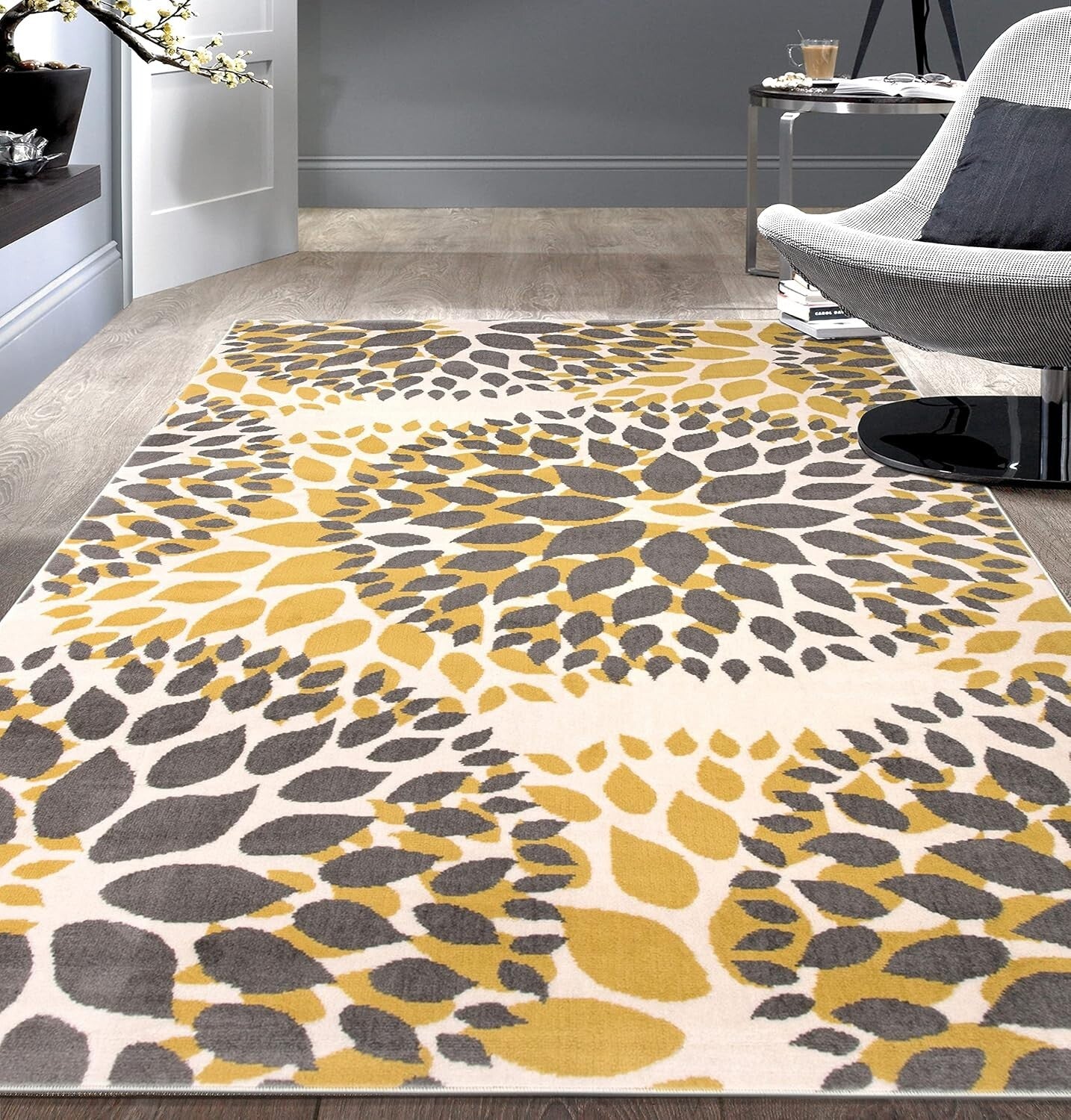 Elegant Yellow Floral Area Rug 5' x 7' - Soft, Durable, and Stylish Choice