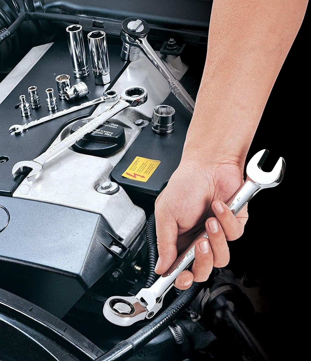 Precision 12-Piece Metric Wrench Set with 72-Tooth Mechanism for Tight Spaces