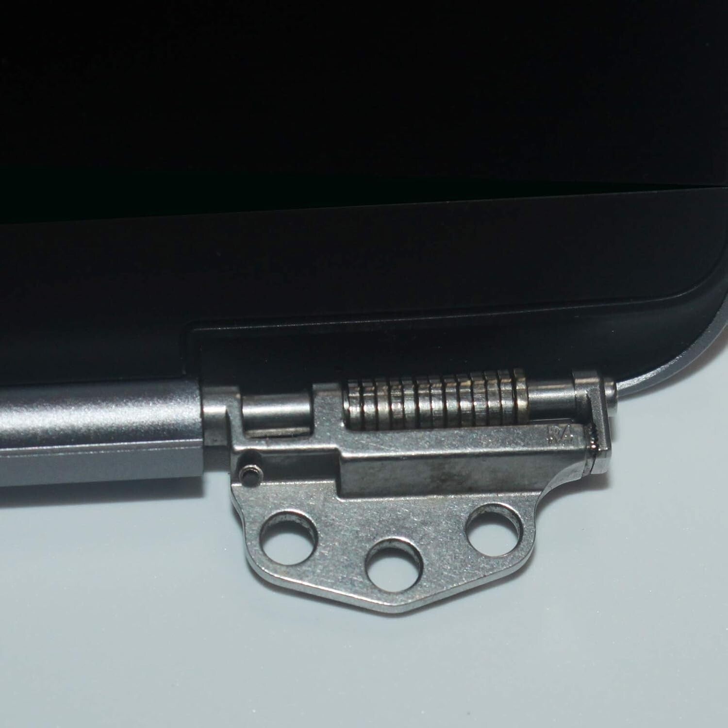 13.3" MacBook Air A2337 M1 Retina Display LCD Screen Replacement - Space Gray