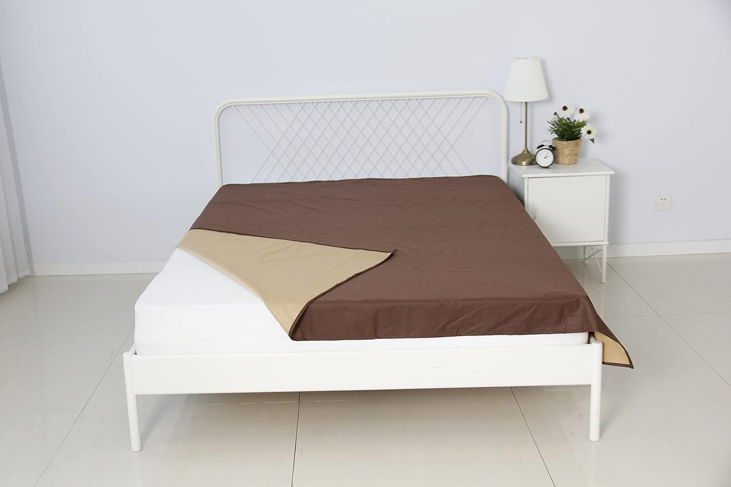 Stylish Brown Reversible Waterproof Cover for Bed or Couch - Pet & Kid Friendly