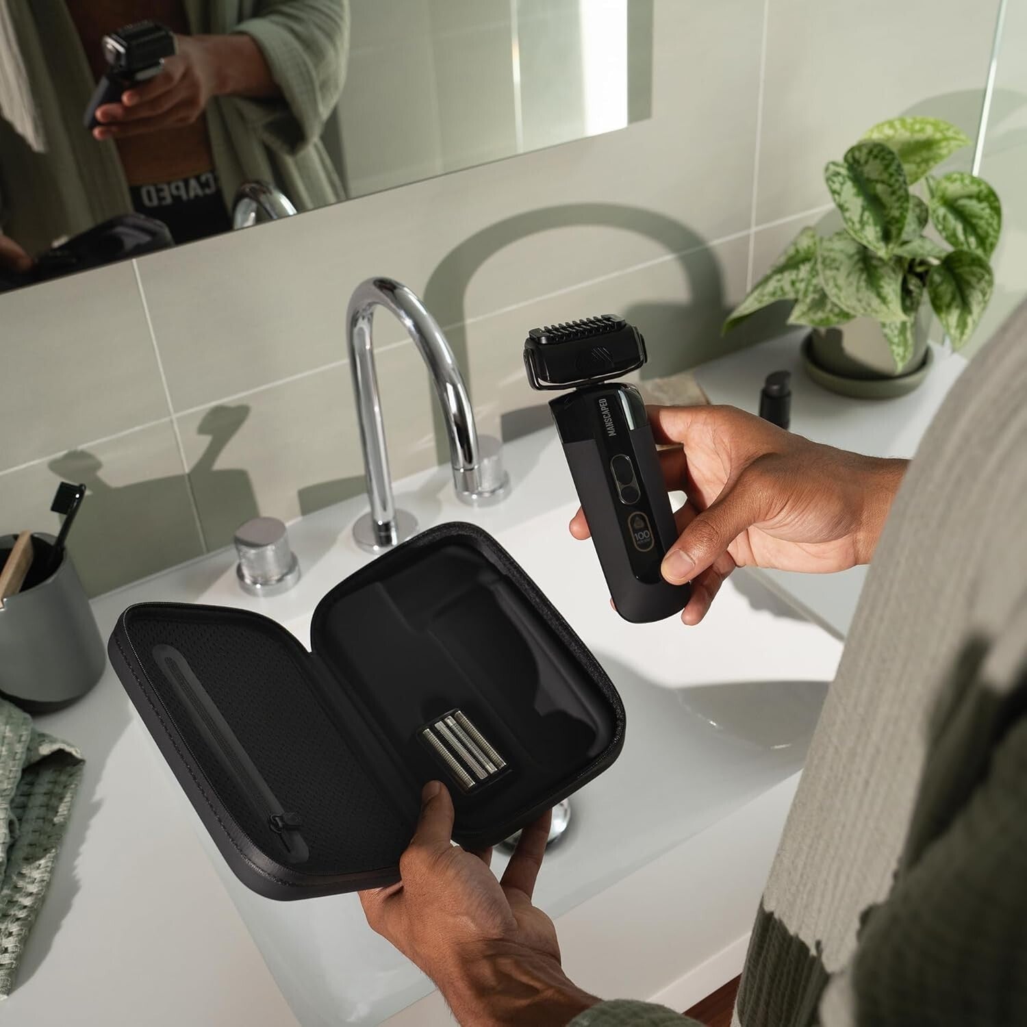 The Chairman PRO Men’s Electric Foil Shaver: SkinSafe, Travel Ready & Versatile