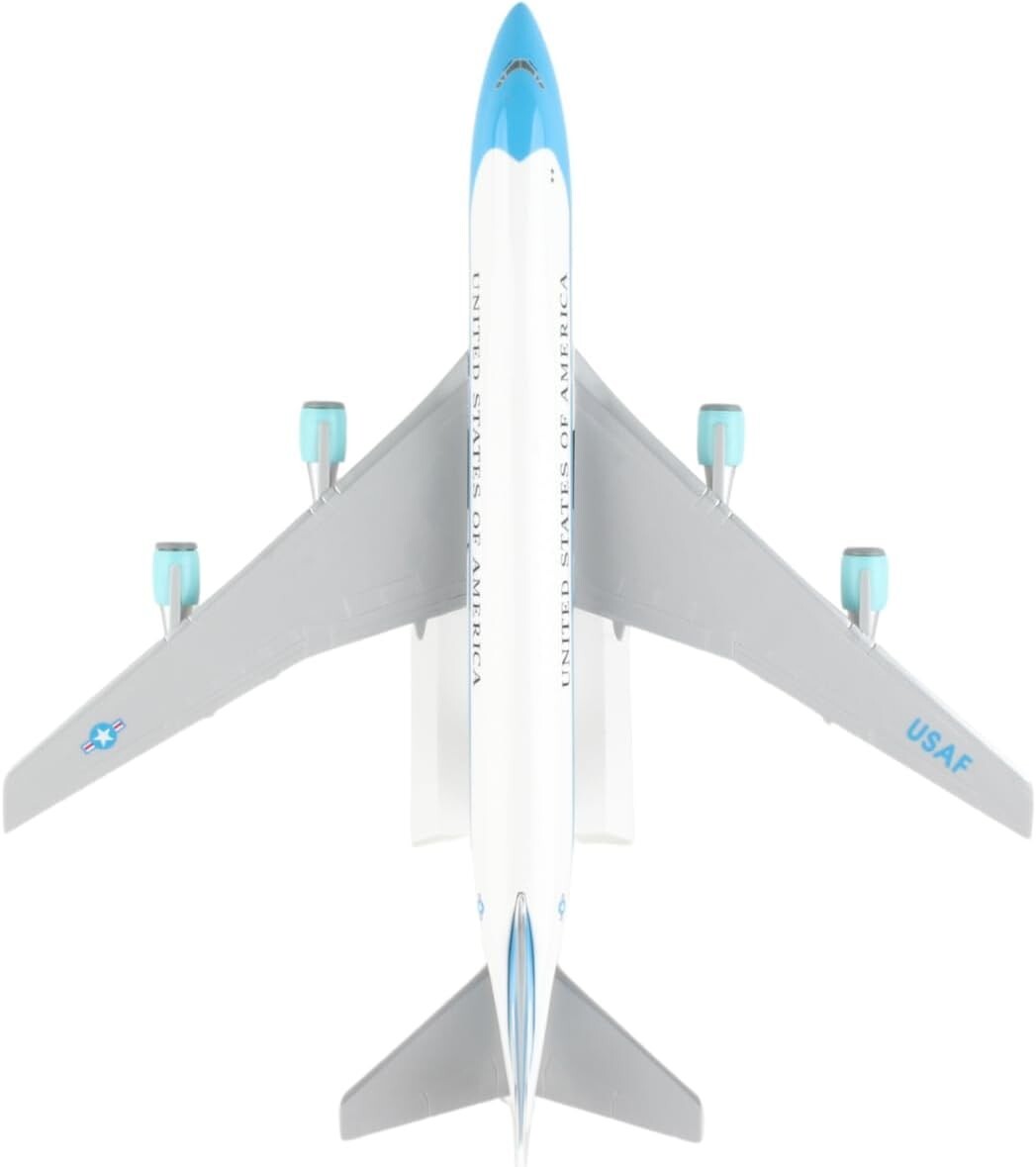 Collectible Boeing 747-200 Air Force One Model with Display Stand - 1:250 Scale
