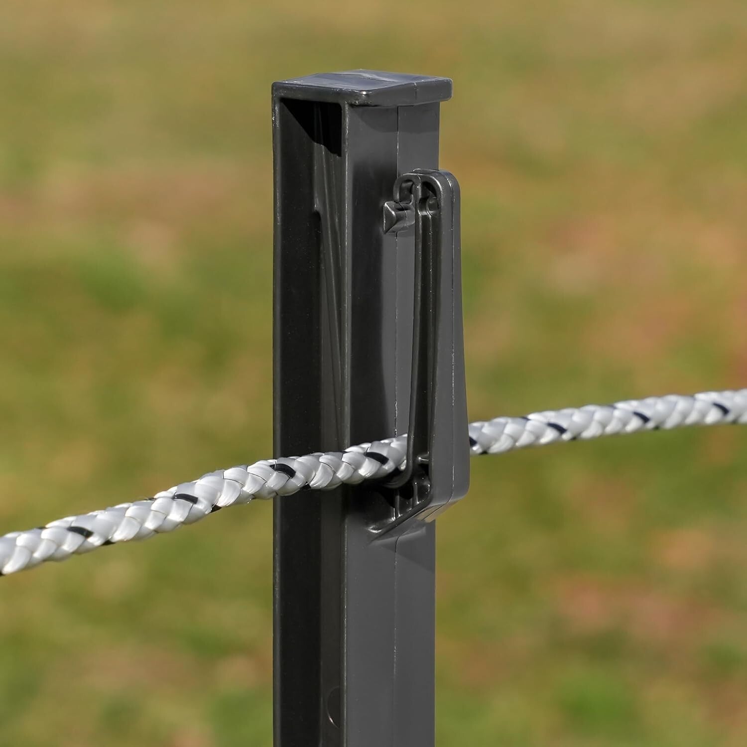 Lightweight & Durable 4-Inch Step-In Fence Post - Ideal for Electric Fencing