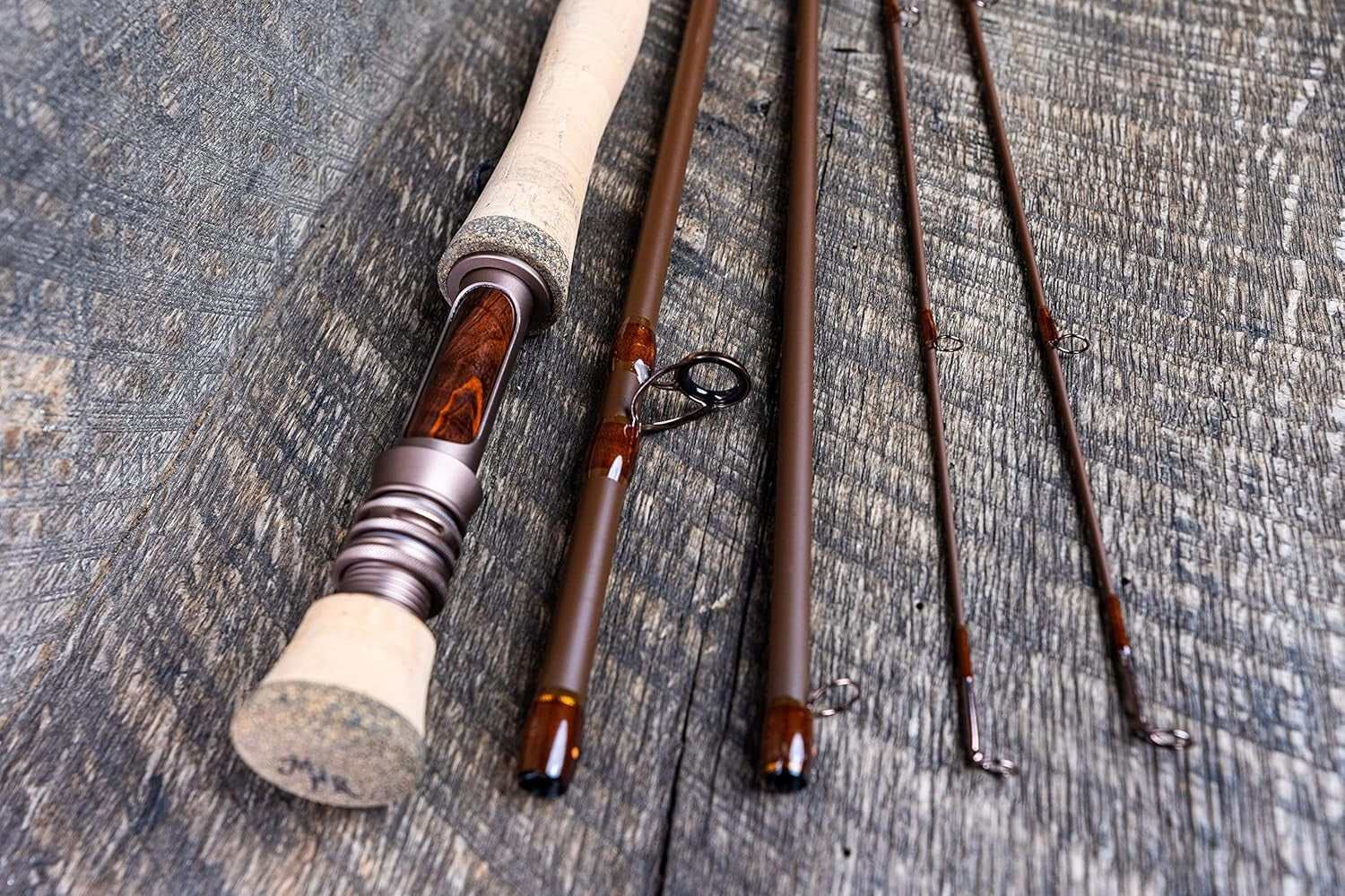 Moderate-Fast Action Fly Fishing Rod, 9ft with Extra Tip & Stylish Carrying Case