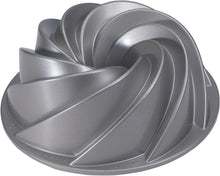 Load image into Gallery viewer, 10-Cup Heritage Bundt Pan - Oven Safe, Durable, and Nonstick for Perfect Cakes