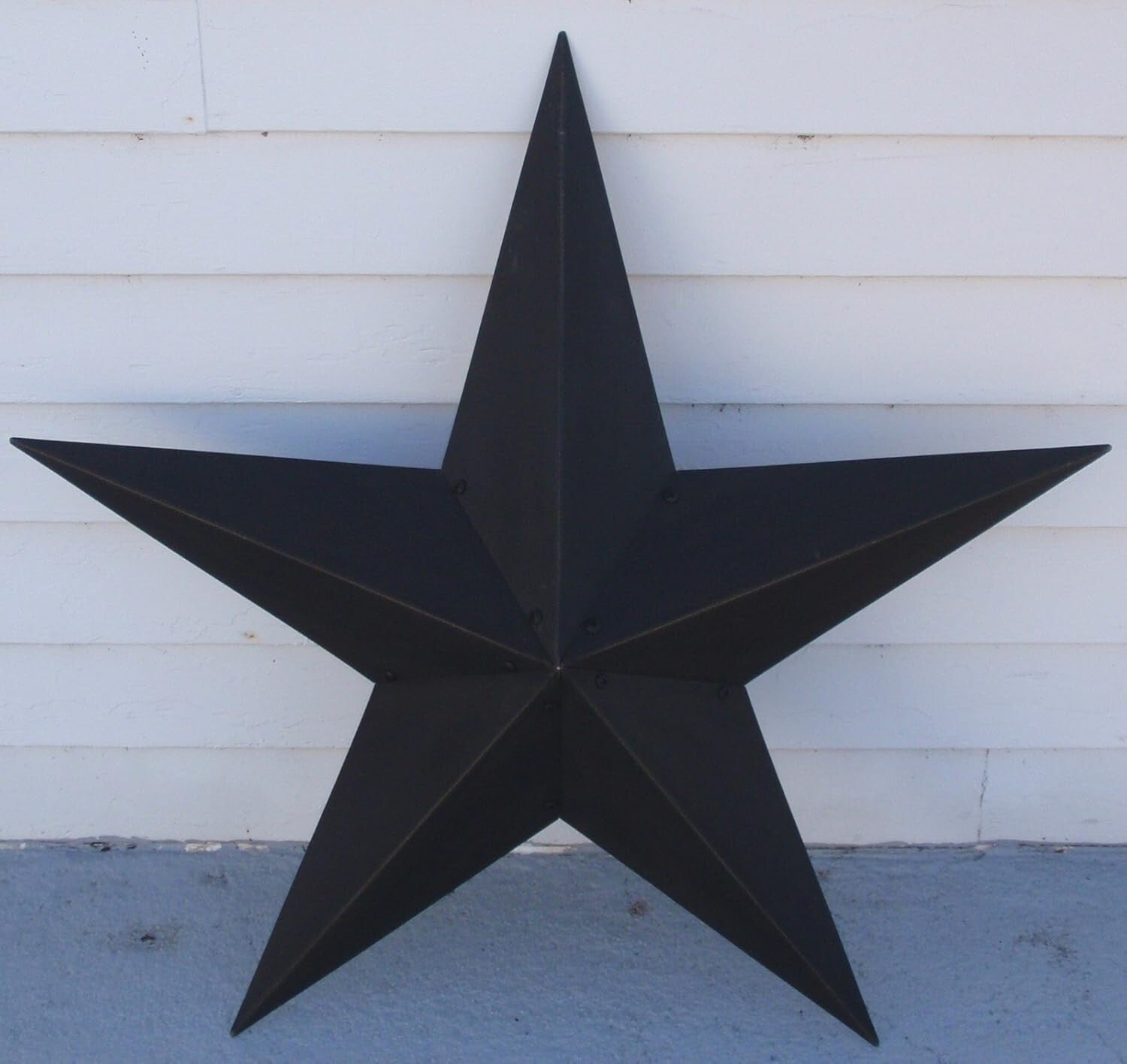 Sturdy 48 Inch Galvanized Metal Star - Ideal for Rustic and Patriotic Homes