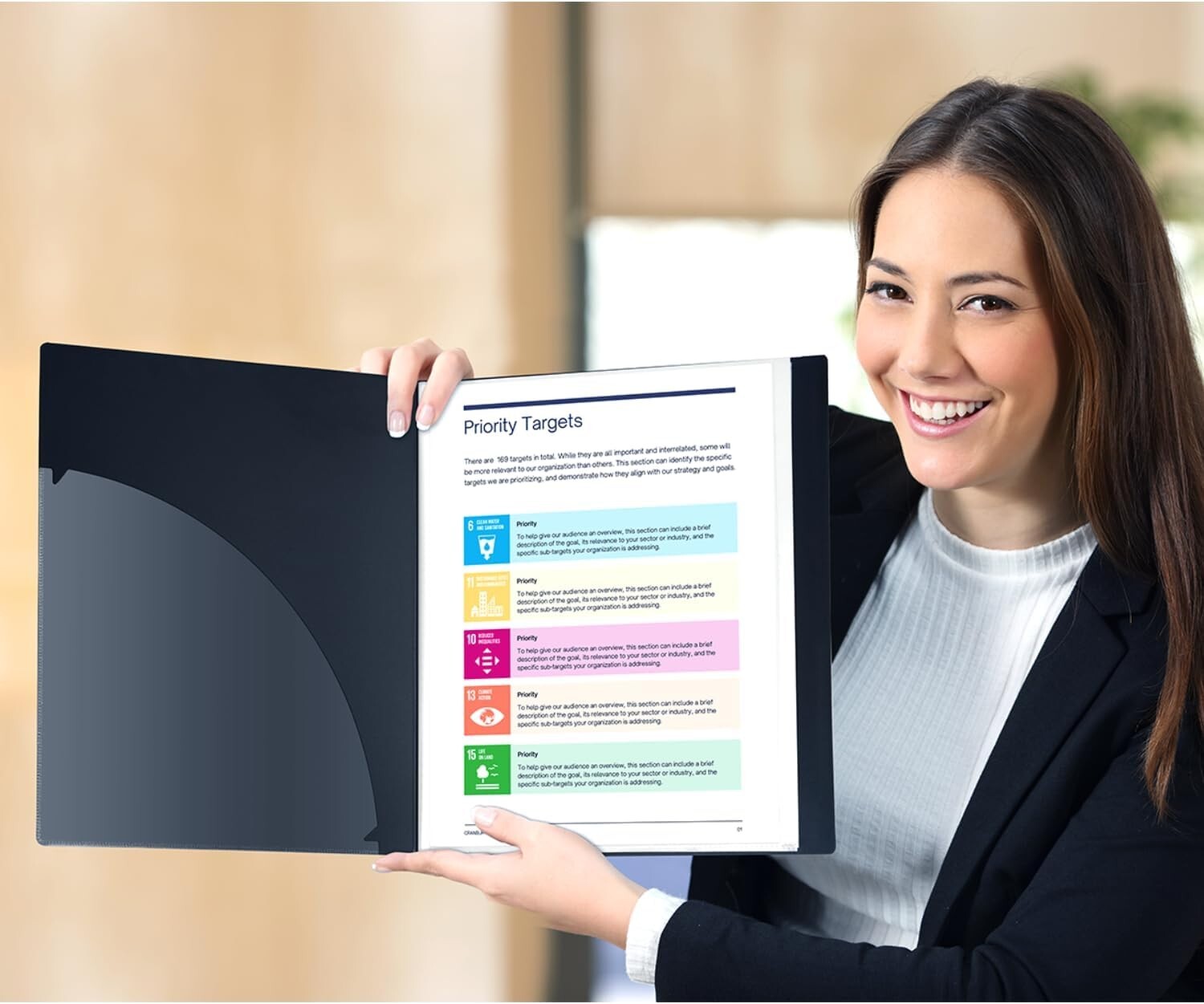 Customizable 60-Pocket Presentation Binder - Premium 8.5 x 11 Document Organizer