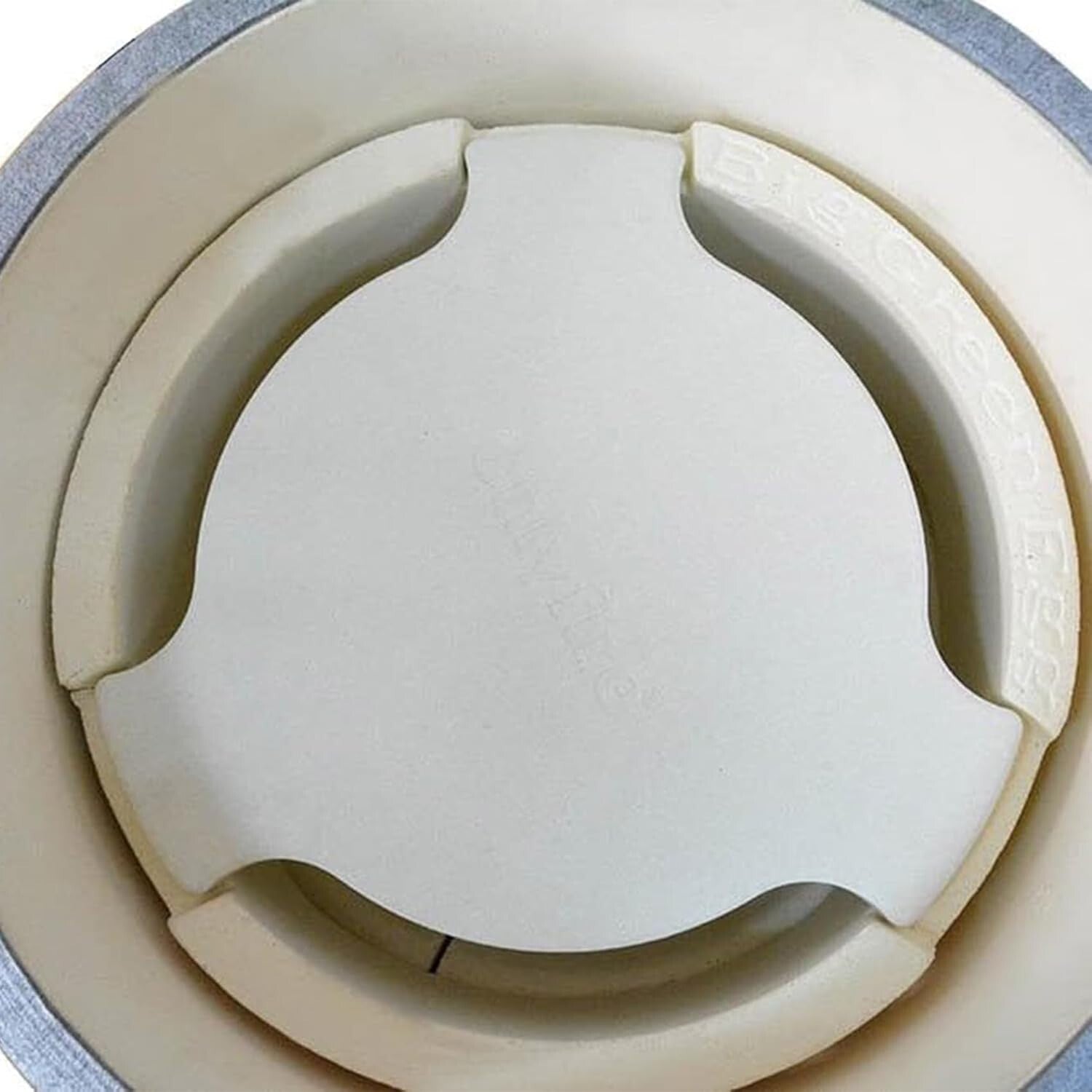 Big Green Egg 18" Pizza Stone Heat Deflector for Ultimate BBQ Experience