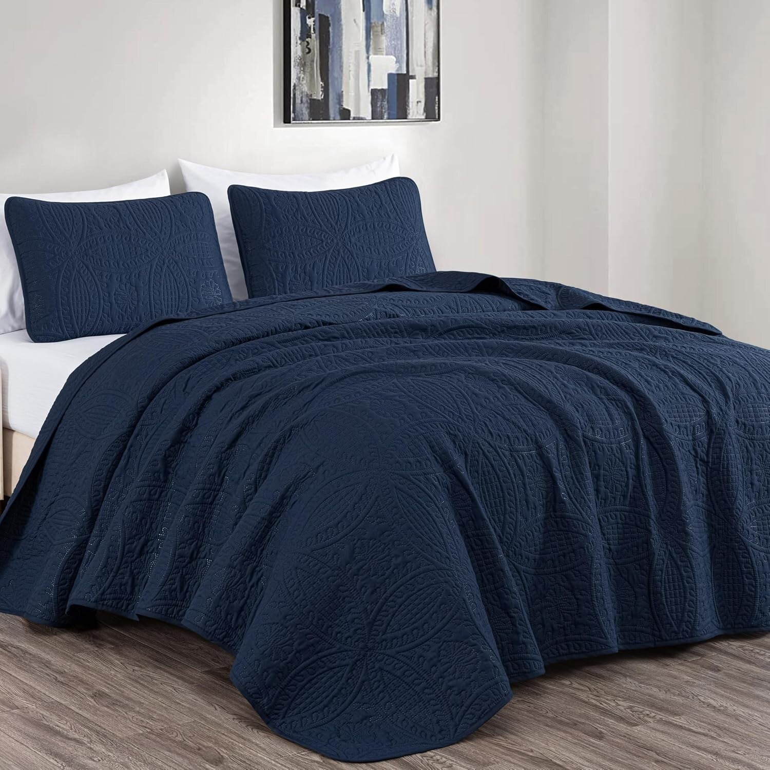 Luxurious 3-Piece Oversized Queen Bedspread Set in Navy with Medallion Design