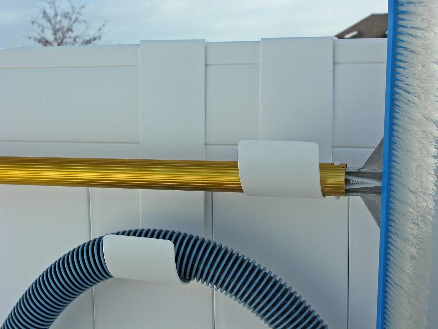 Durable and Lightweight Rust-Free Aluminum Fence Hooks - Perfect for Outdoors