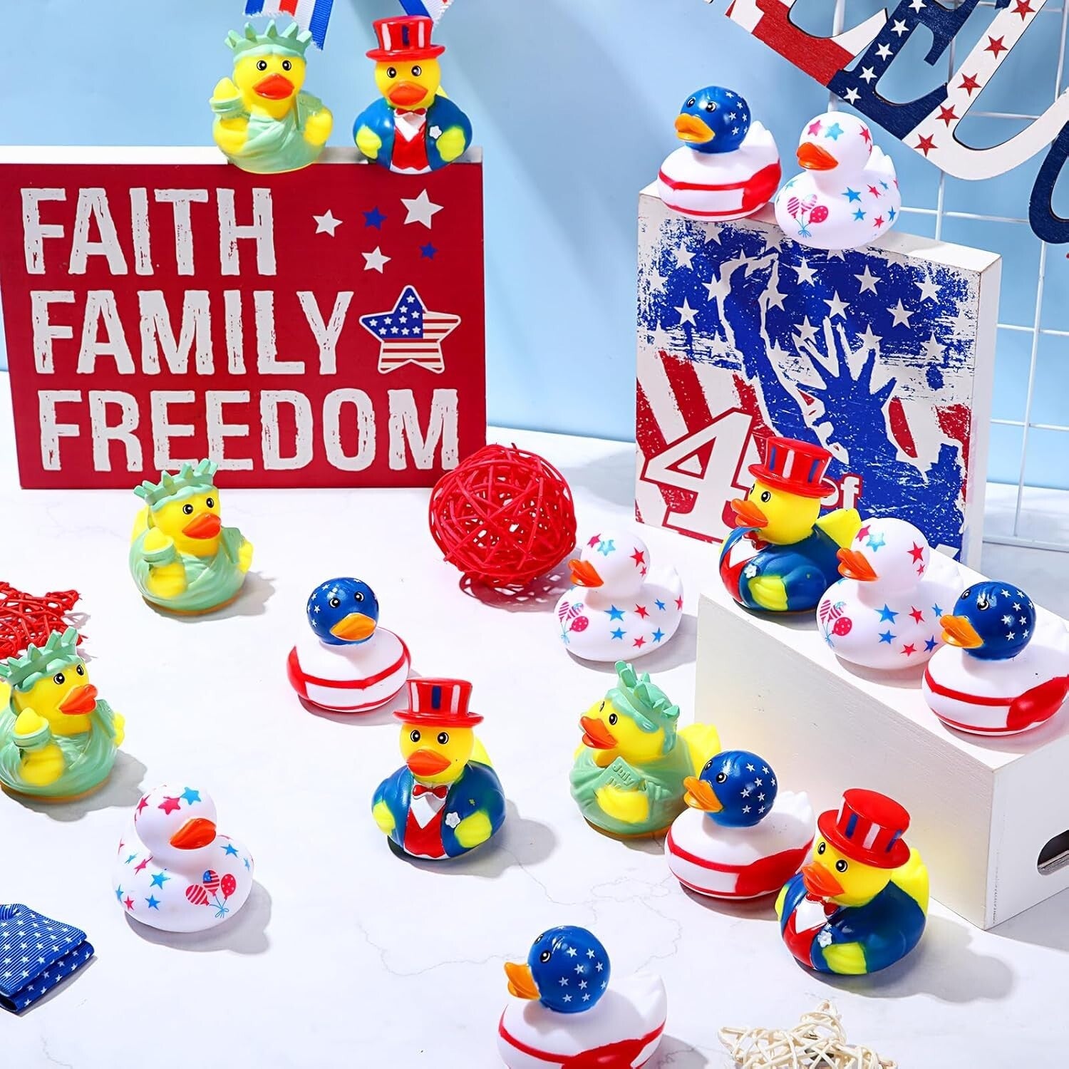 Portable 72-Piece Rubber Duck Set - Perfect for Kids' Independence Day Fun