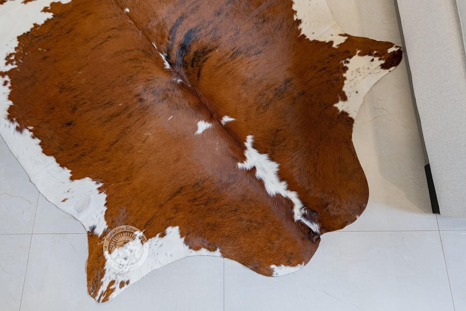 Rustic & Durable Brown/Cream Cowhide Rug - Unique Animal Shape 6x8 Ft Design