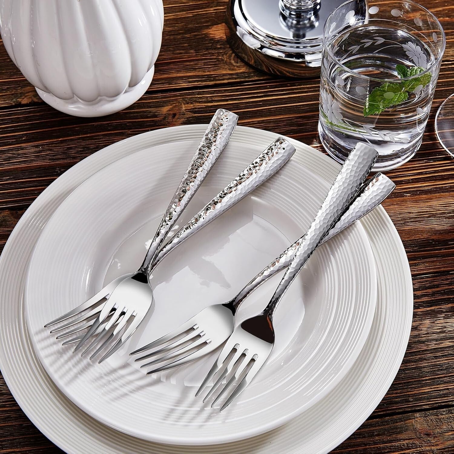 Elegant 65-Piece Premium Stainless Steel Flatware Set - Comfort & Durability