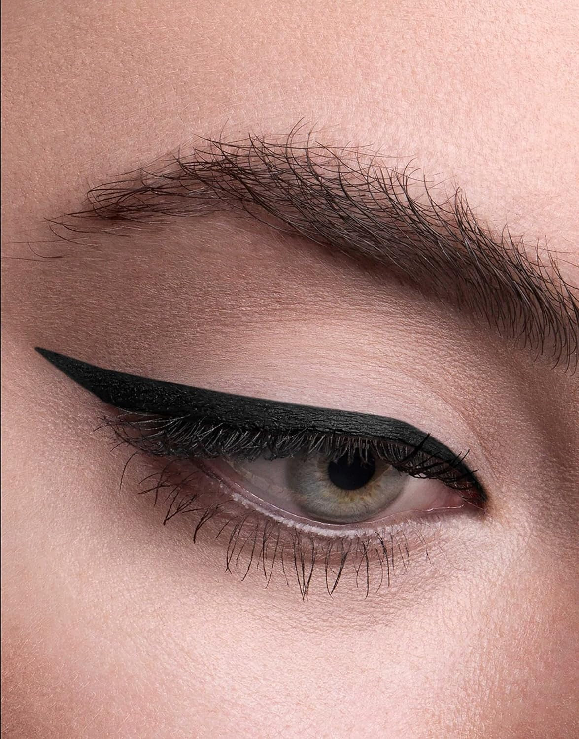 Luxurious Hourglass 1.5mm Gel Liner Trio in Obsidian - Perfect for All-Day Wear