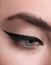 Load image into Gallery viewer, Luxurious Hourglass 1.5mm Gel Liner Trio in Obsidian - Perfect for All-Day Wear