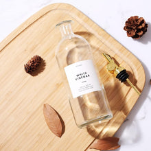 Load image into Gallery viewer, Chic 500ml Oil &amp; Vinegar Dispenser Set with Stain-Free Labels and Pour Spout